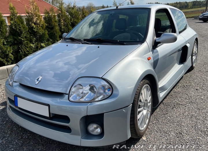 Renault Clio V6 Phase 1 2002