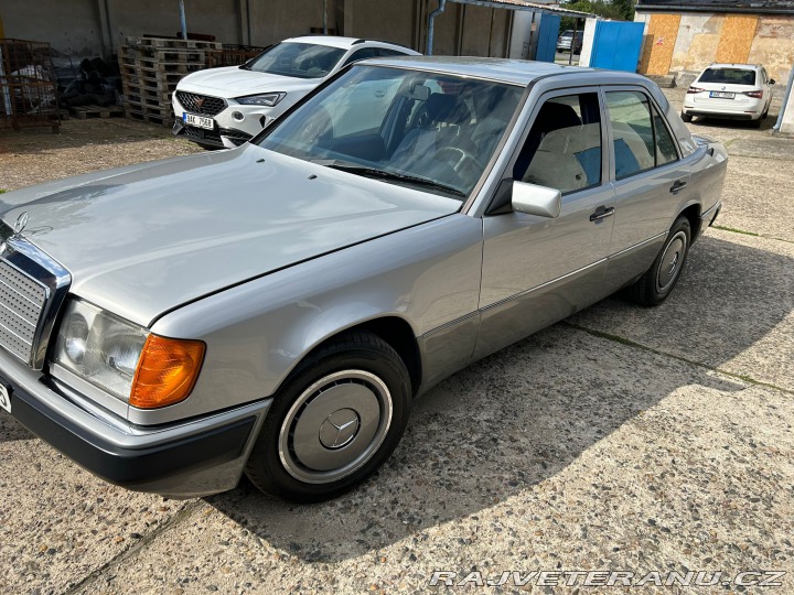 Mercedes-Benz 200 W124 1998
