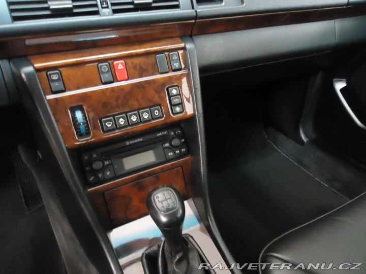 Mercedes-Benz 300 124 300 CE 24V Cabrio. 1994