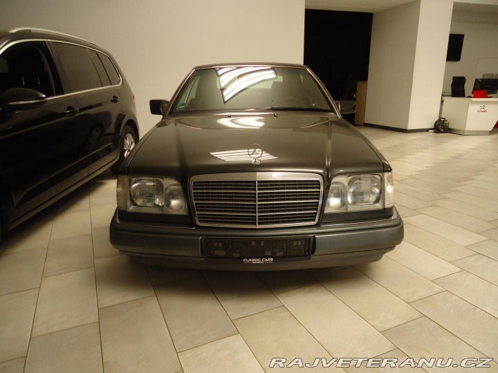 Mercedes-Benz 300 124 300 CE 24V Cabrio. 1994
