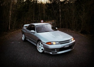 Nissan Skyline GT-R R32 Godzilla