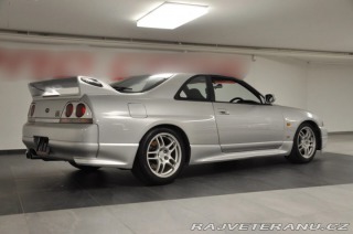 Nissan Skyline GT-R R33 1995