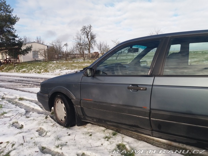 Volkswagen Passat RP 1988
