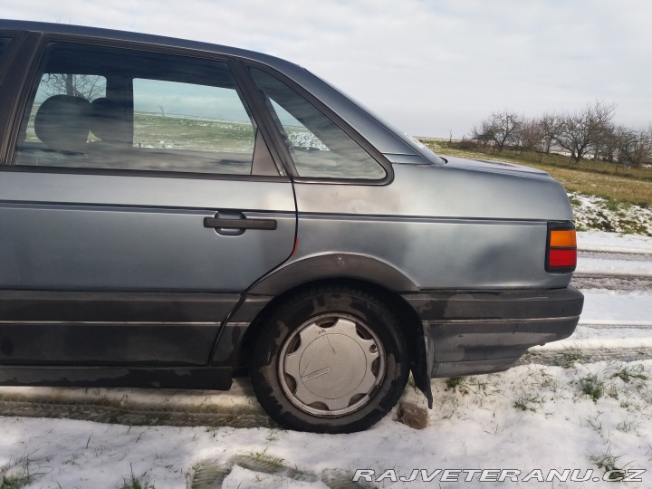 Volkswagen Passat RP 1988