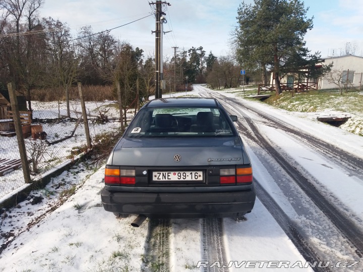 Volkswagen Passat RP 1988