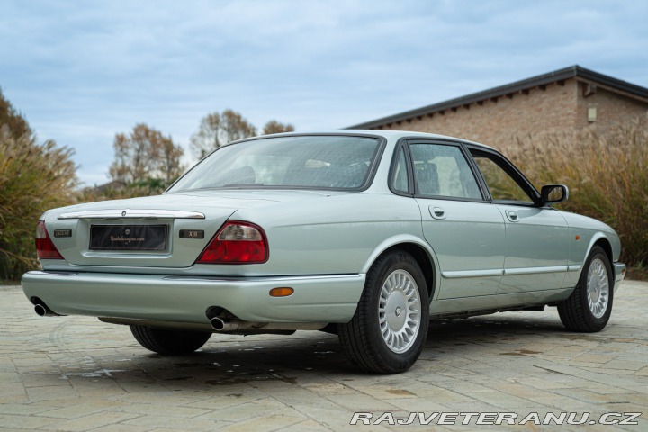 Jaguar XJ XJ8 3.2 1997