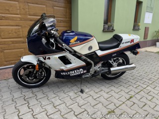 Honda VF VF1000RG 1986