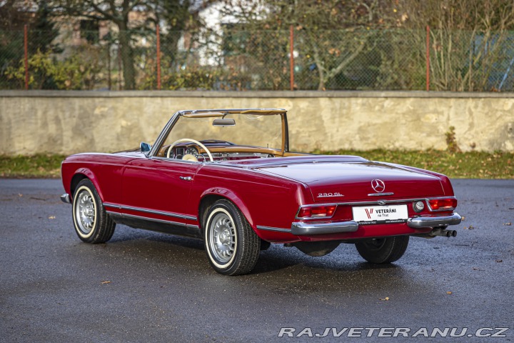 Mercedes-Benz 230 SL W113 Pagoda 1964
