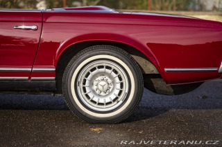 Mercedes-Benz 230 SL W113 Pagoda 1964
