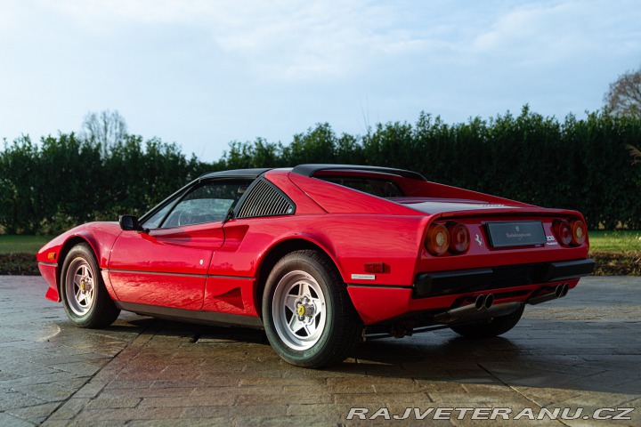 Ferrari 208 GTS TURBO 1983