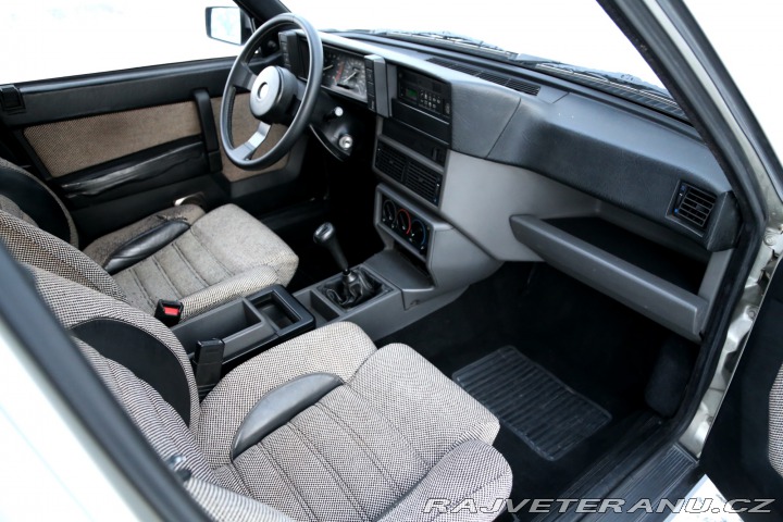Alfa Romeo 75 Turbo 1986