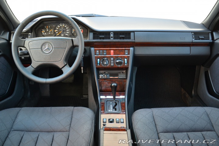 Mercedes-Benz E 200 W124 1995