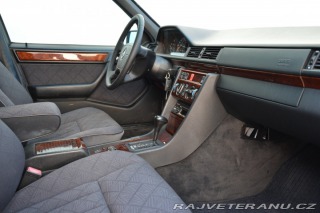 Mercedes-Benz E 200 W124 1995