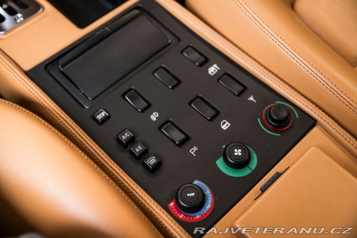 Ferrari Mondial T 1992