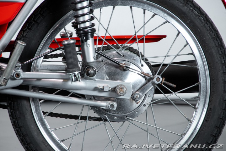 Ostatní značky Ostatní modely MV Agusta 125 S 1980