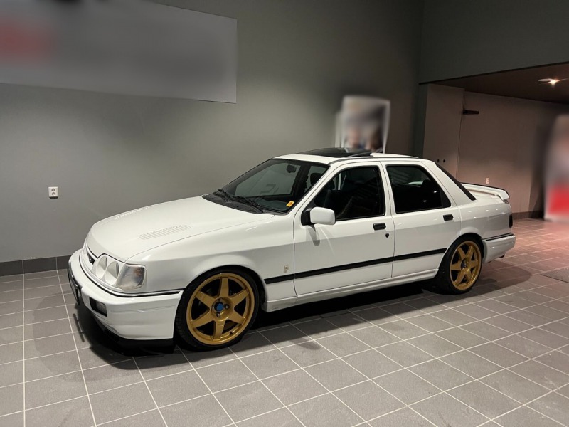 Ford Sierra RS Cosworth 4x4