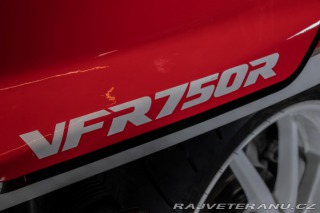 Honda RC 30 1991