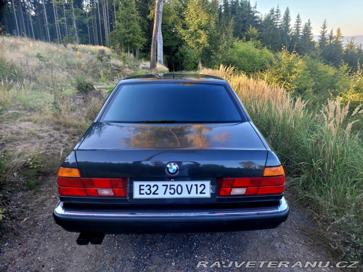 BMW 7 750i E32 V12 1990