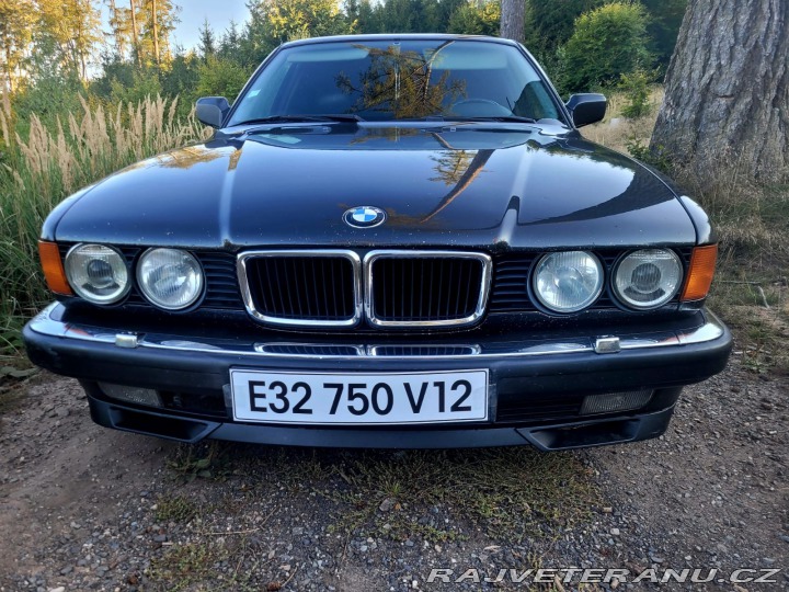 BMW 7 750i E32 V12 1990