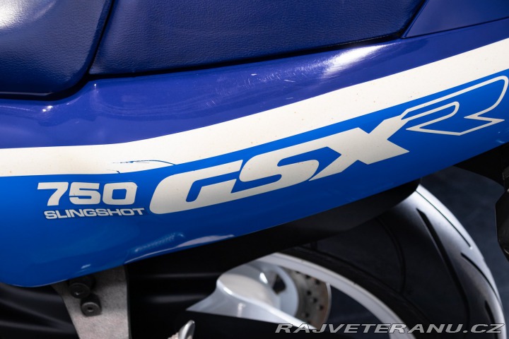 Suzuki GSX GSXR 750 1988
