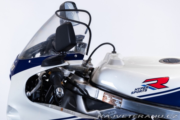 Suzuki GSX GSXR 750 1988
