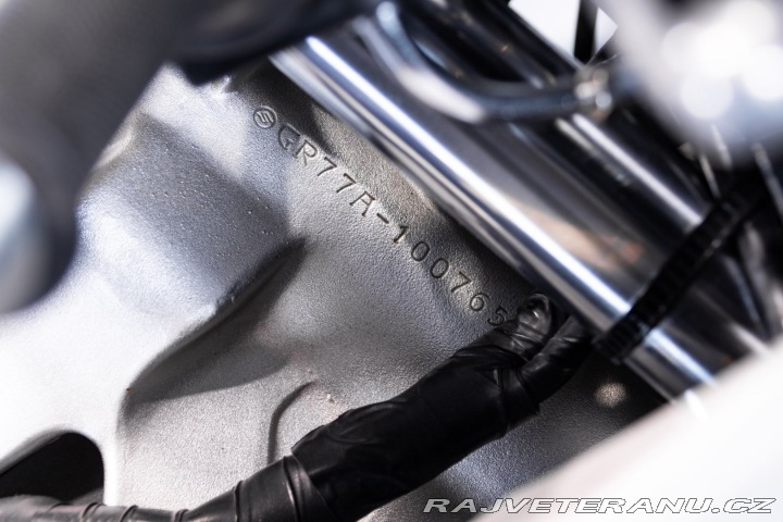 Suzuki GSX GSXR 750 1988