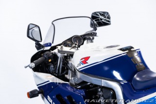 Suzuki GSX GSXR 750 1988