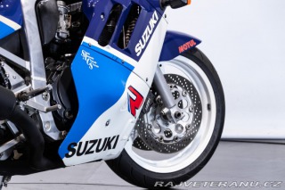 Suzuki GSX GSXR 750 1988