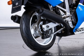 Suzuki GSX GSXR 750 1988