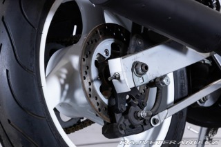 Suzuki GSX GSXR 750 1988