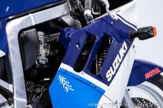 Suzuki GSX GSXR 750 1988