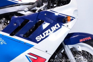Suzuki GSX GSXR 750 1988