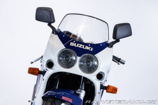 Suzuki GSX GSXR 750 1988