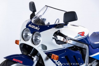 Suzuki GSX GSXR 750 1988