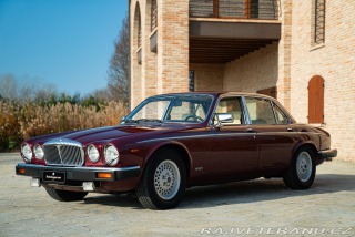 Daimler  XJ DOUBLE SIX