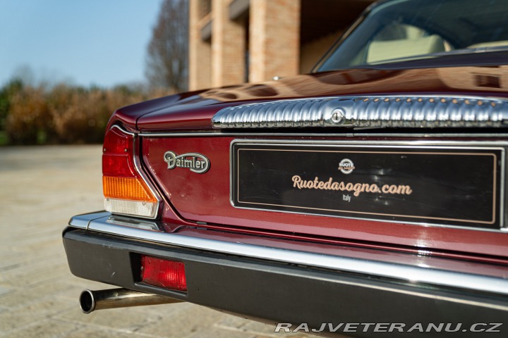 Daimler Ostatní modely XJ DOUBLE SIX 1988