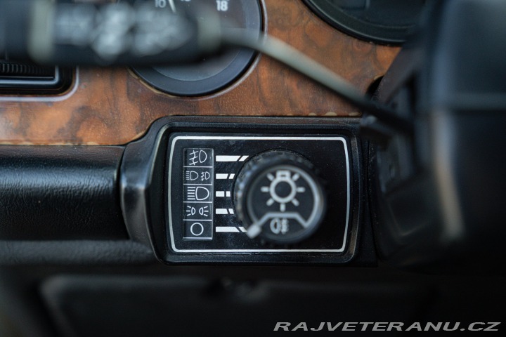 Daimler Ostatní modely XJ DOUBLE SIX 1988