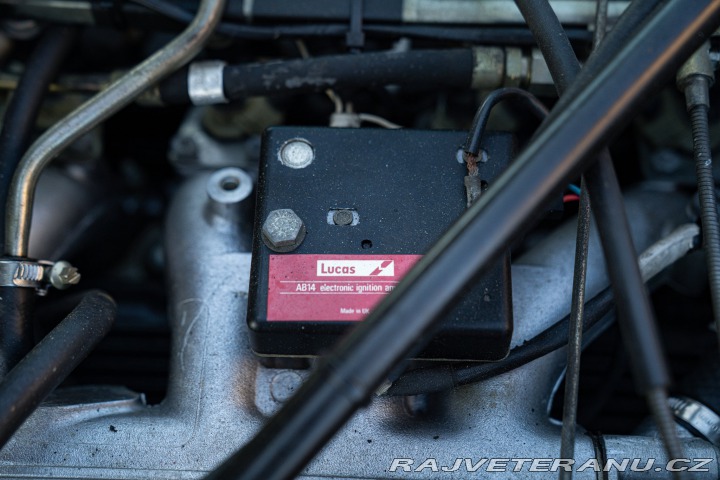 Daimler Ostatní modely XJ DOUBLE SIX 1988