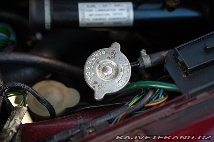 Daimler Ostatní modely XJ DOUBLE SIX 1988