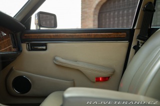 Daimler Ostatní modely XJ DOUBLE SIX 1988
