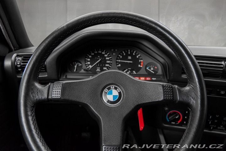 BMW 3 320IS M-TECH II 1988