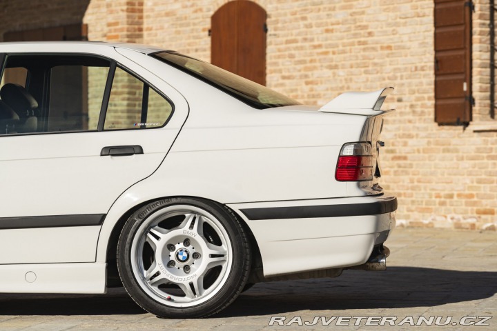 BMW 3 318 IS MOTORSPORT LIMITED EDITION 1994