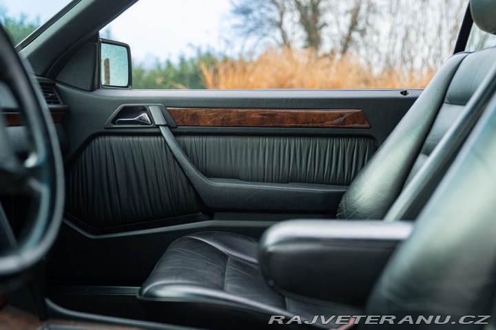 Mercedes-Benz 300 CE 300 24V Coupé 1991