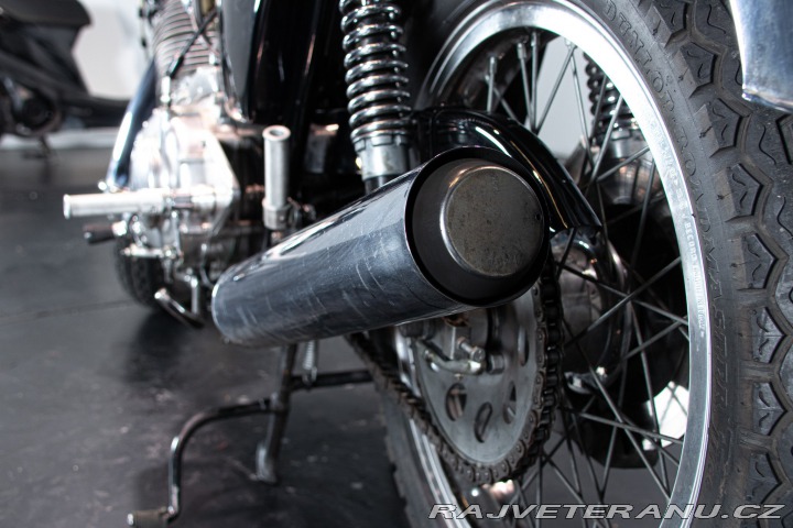 Triumph Trident T160 TRIDENT 1975
