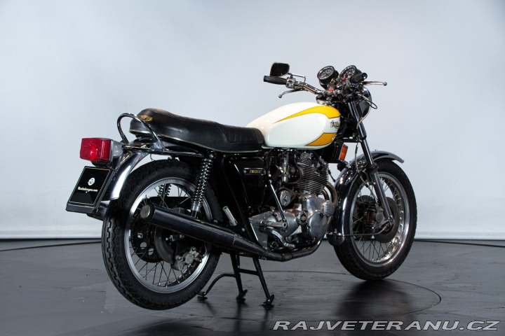 Triumph Trident T160 TRIDENT 1975