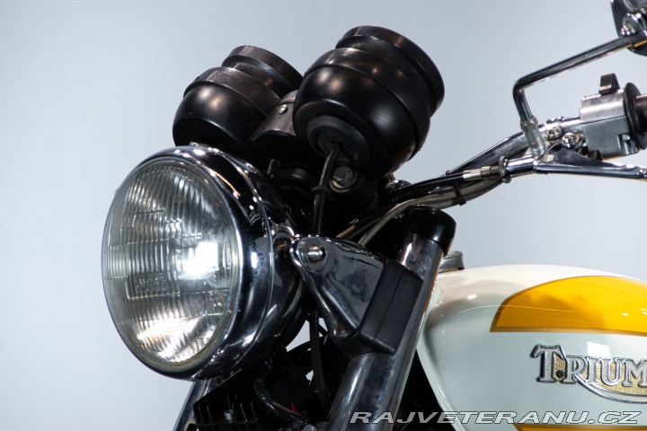 Triumph Trident T160 TRIDENT 1975