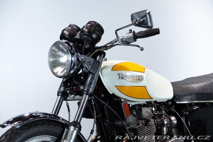 Triumph Trident T160 TRIDENT 1975