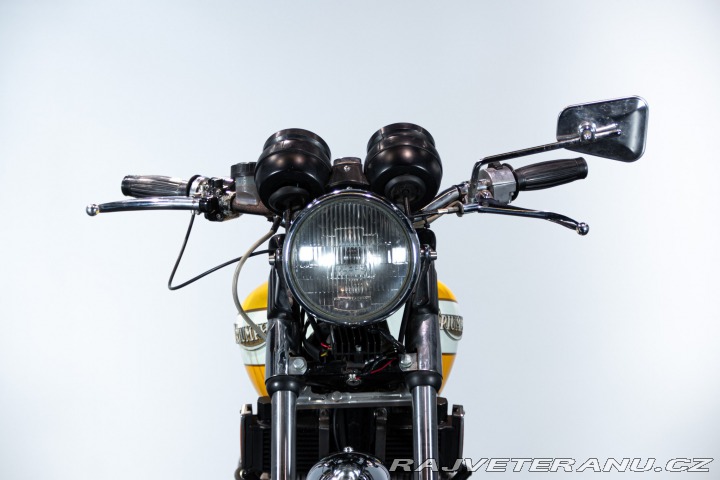 Triumph Trident T160 TRIDENT 1975