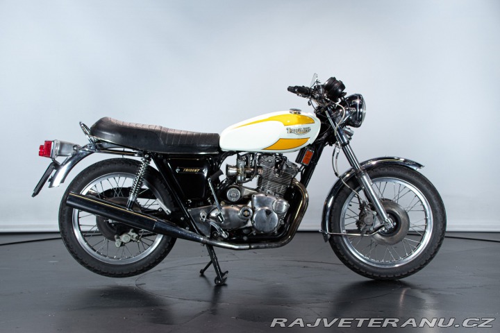 Triumph Trident T160 TRIDENT 1975