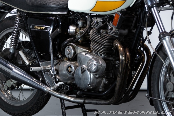 Triumph Trident T160 TRIDENT 1975
